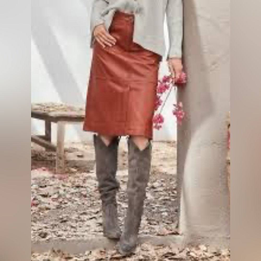 Sundance “Gemma Leather Skirt”. New in fabric packaging.